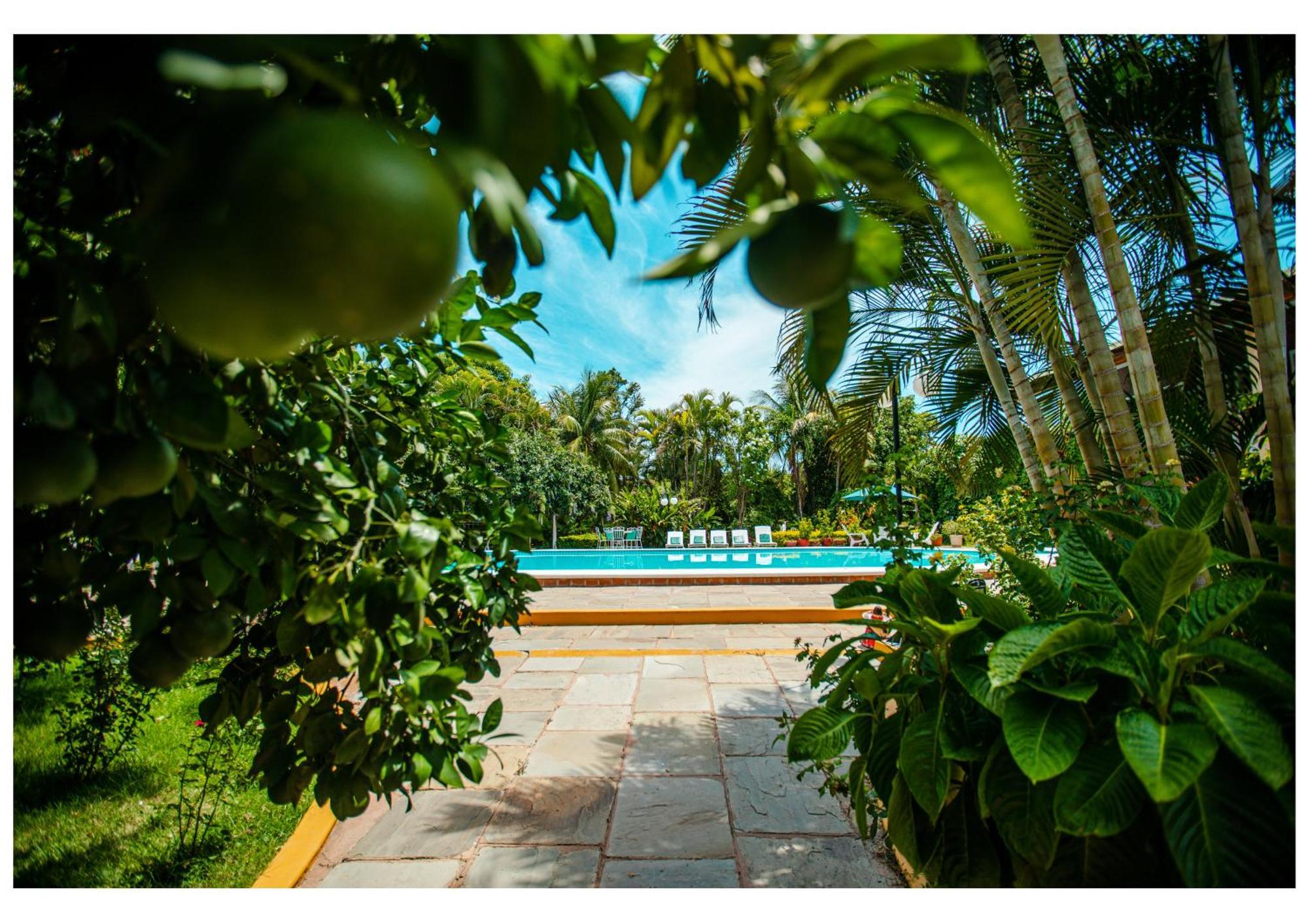 Hotel Boutique El Rancho Olivo Villamontes Esterno foto